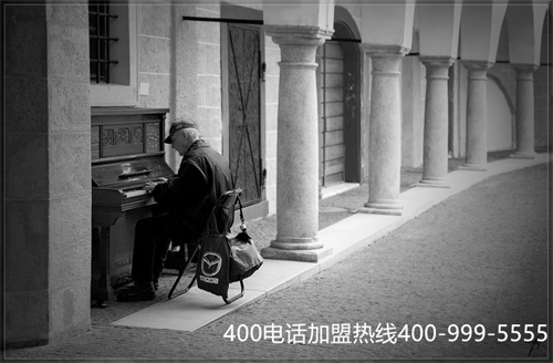 (400電話如何充值續(xù)費(fèi))(400電話續(xù)費(fèi)多少錢)